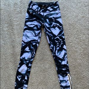 DKNY xs Leggings